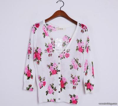 北京豐臺外貿服裝批發新動態 秋冬裝毛衣毛衫20萬件到庫，引爆采購熱潮